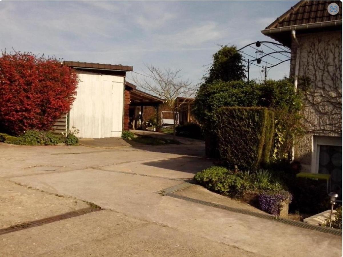 Les Nympheas, Appart Au Calme Et Grand Jardin A 15 Min De Disneyland, Crecy-la-Chapelle Exteriér fotografie