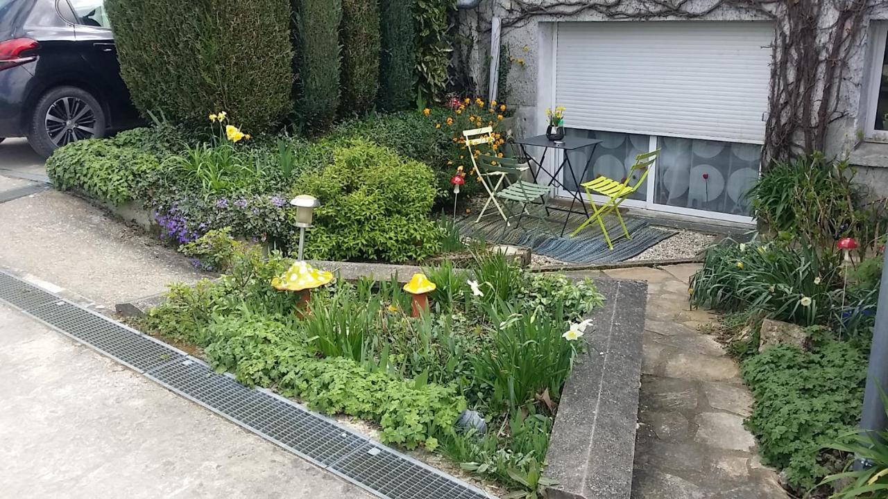 Les Nympheas, Appart Au Calme Et Grand Jardin A 15 Min De Disneyland, Crecy-la-Chapelle Exteriér fotografie
