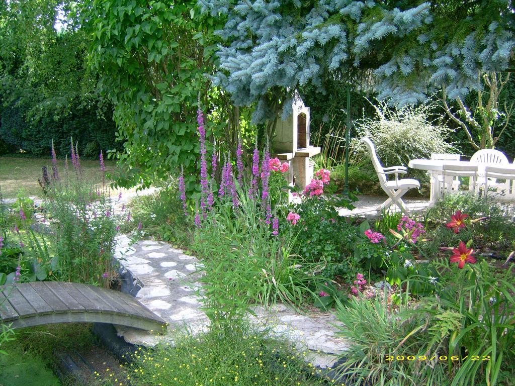 Les Nympheas, Appart Au Calme Et Grand Jardin A 15 Min De Disneyland, Crecy-la-Chapelle Exteriér fotografie